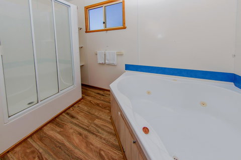 Discovery Parks - Devonport - Accommodation Main Beach 4