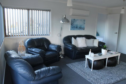 Bircoo Cottage Beach And Golf Getaway - Accommodation Main Beach 6