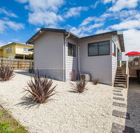 Bircoo Cottage Beach and Golf Getaway - Accommodation Main Beach