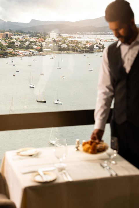 Wrest Point - Accommodation Main Beach 21