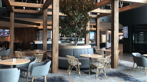 Wrest Point - Accommodation Main Beach 11