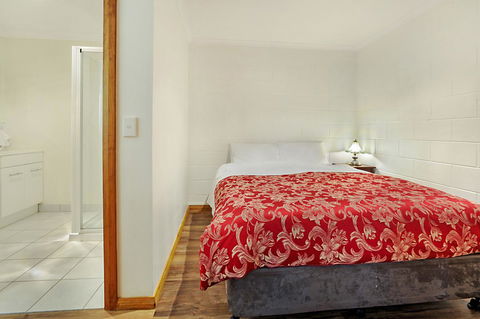 Harvey Farm Lodge - Accommodation Main Beach 22