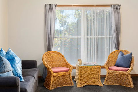 Anabel\'s Of Scottsdale - Accommodation Main Beach 15