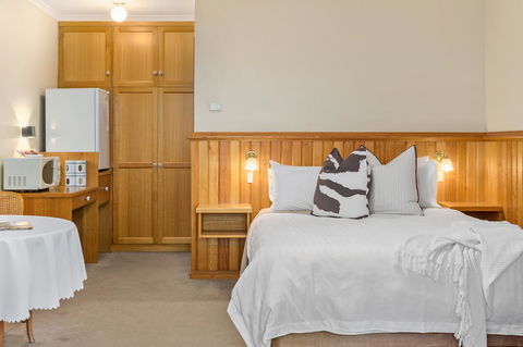Anabel\'s Of Scottsdale - Accommodation Main Beach 6