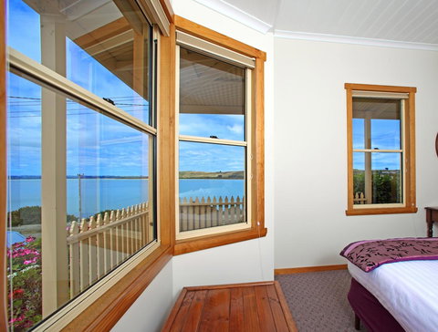 Stanley Hotel & Apartments - Accommodation Main Beach 43