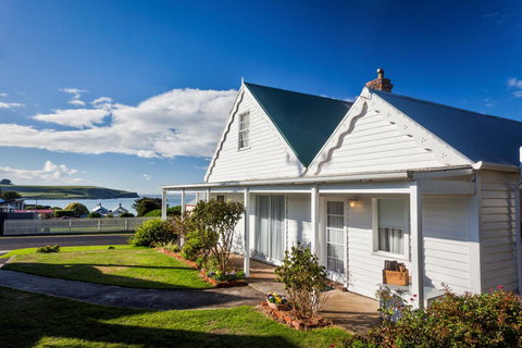 Stanley Hotel & Apartments - Accommodation Main Beach 39