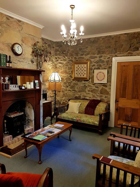 Orford's Sanda House B&B - Accommodation Main Beach 11