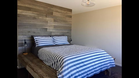 Couples Getaway On Bruny Island - Accommodation Main Beach 10