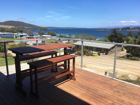Couples Getaway On Bruny Island - Accommodation Main Beach 7