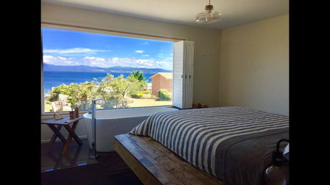 Couples Getaway On Bruny Island - Accommodation Main Beach 25
