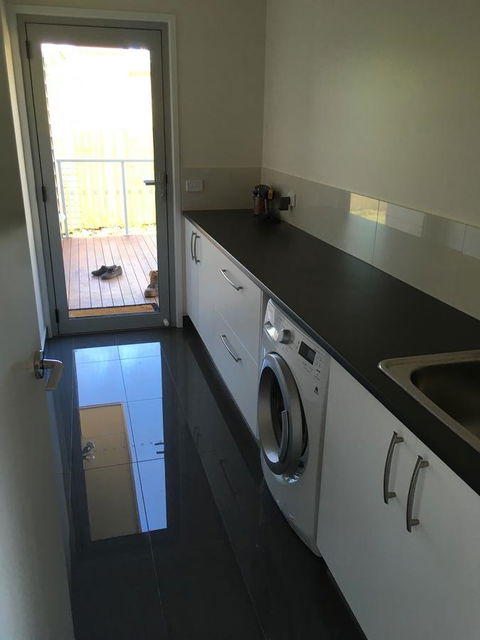 Couples Getaway On Bruny Island - Accommodation Main Beach 2