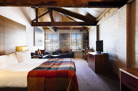 The Henry Jones Art Hotel - Accommodation Main Beach 22