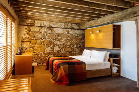 The Henry Jones Art Hotel - Accommodation Main Beach 16