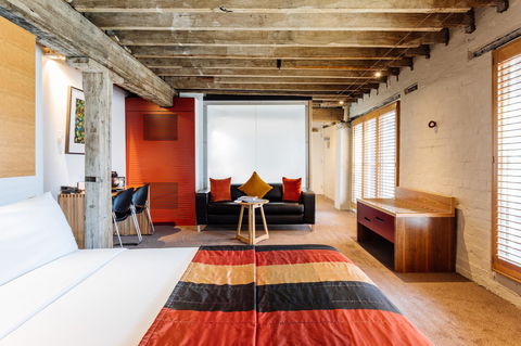 The Henry Jones Art Hotel - Accommodation Main Beach 15