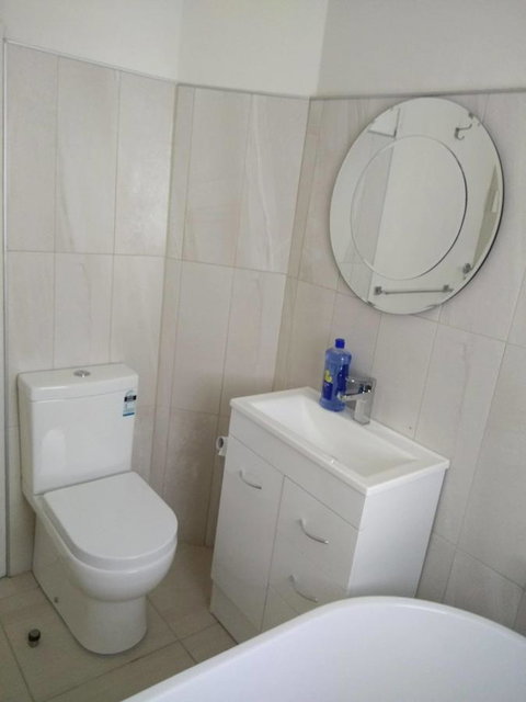 Riverbank Villa - Accommodation Main Beach 22