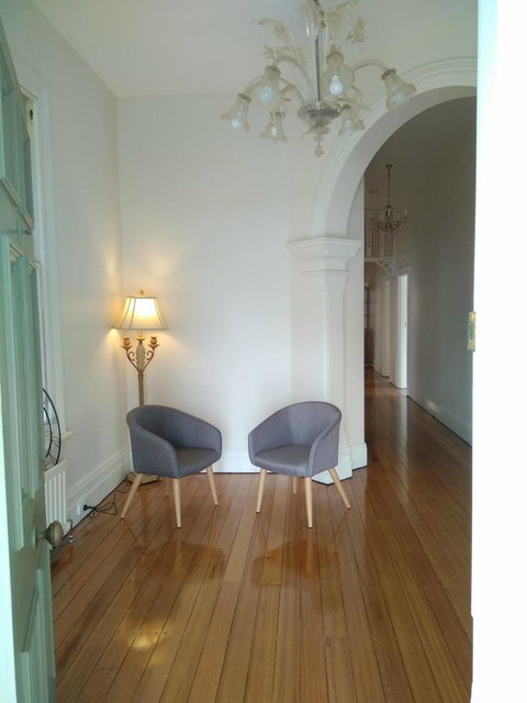 Riverbank Villa - Accommodation Main Beach 20