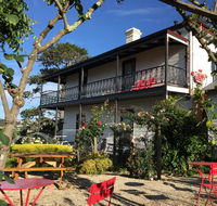 The Dragonfly - Accommodation Main Beach