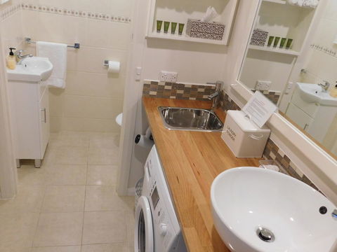 Amble\'a\'While On Tamar - Accommodation Main Beach 10