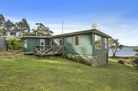 Summertime Cottage - Accommodation Main Beach 15