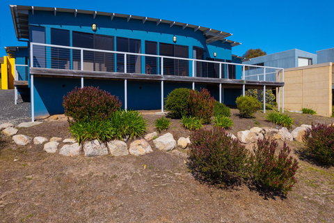 Banksy's By The Bay - Accommodation Main Beach 18