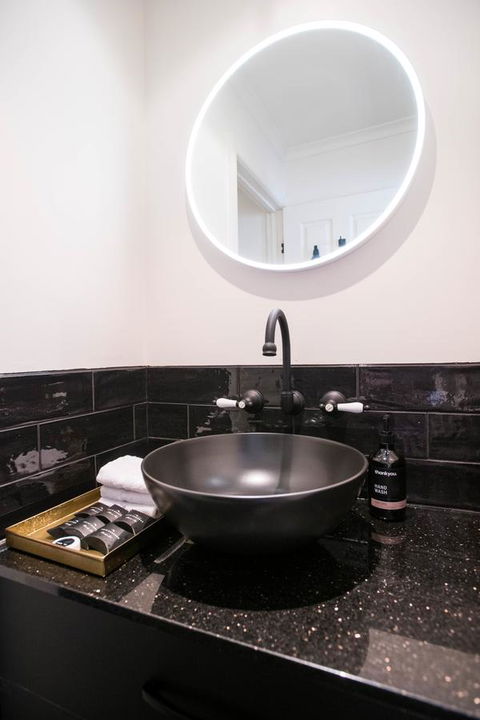 Battery Point Boutique Accommodation - Accommodation Main Beach 23