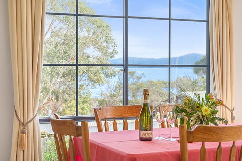 Omaroo Cottage Bruny Island - Accommodation Main Beach 5