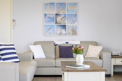 Omaroo Cottage Bruny Island - Accommodation Main Beach 3