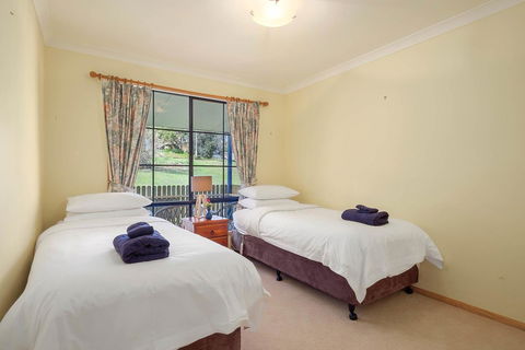 Omaroo Cottage Bruny Island - Accommodation Main Beach 10