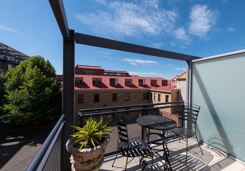 Sullivans Cove Apartments - Accommodation Main Beach 16