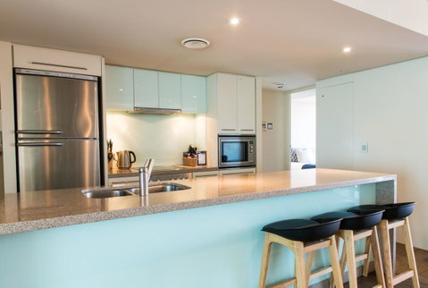 Sullivans Cove Apartments - Accommodation Main Beach 4