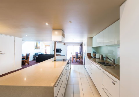 Sullivans Cove Apartments - Accommodation Main Beach 13