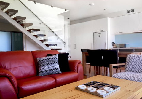 Sullivans Cove Apartments - Accommodation Main Beach 43