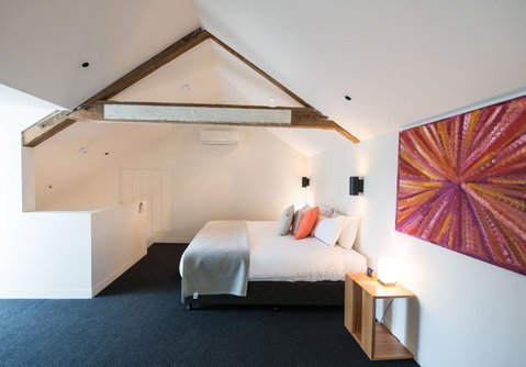 Sullivans Cove Apartments - Accommodation Main Beach 25