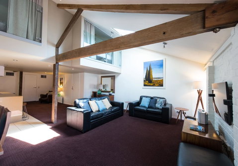 Sullivans Cove Apartments - Accommodation Main Beach 19