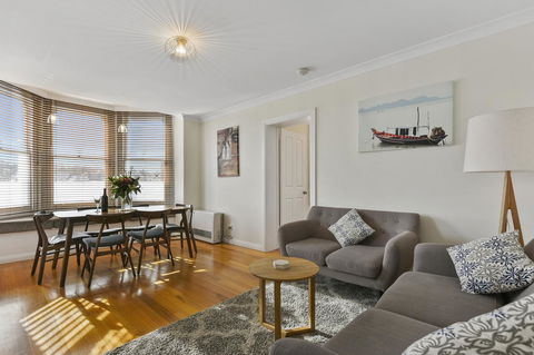 Trinity Hill Apartments - Accommodation Main Beach 10
