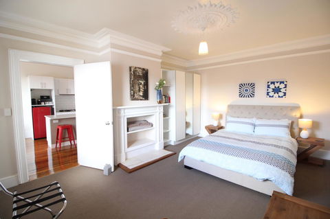 Trinity Hill Apartments - Accommodation Main Beach 21