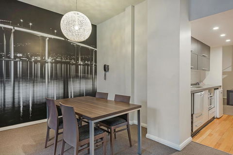 Mantra One Sandy Bay Road - Accommodation Main Beach 19