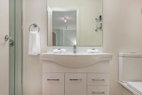 Mantra One Sandy Bay Road - Accommodation Main Beach 15
