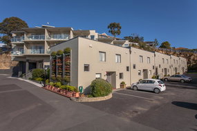 Book Hobart Accommodation Accommodation Main Beach Accommodation Main Beach