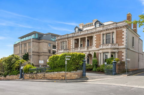 Lenna Of Hobart - Accommodation Main Beach 7