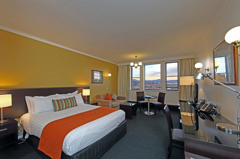 Lenna Of Hobart - Accommodation Main Beach 4