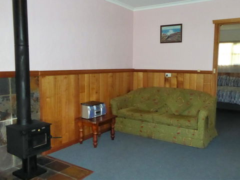 Platypus Park Country Retreat - Accommodation Main Beach 5