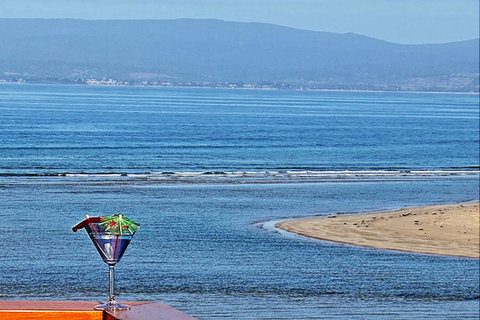 Cocktails With A View - Accommodation Main Beach 22