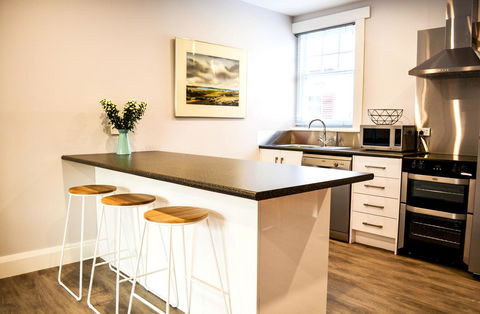 Heathfield Apartments - Accommodation Main Beach 11