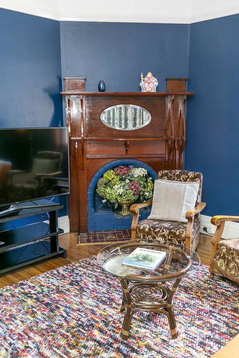 Insomnia On Elizabeth - Accommodation Main Beach 5