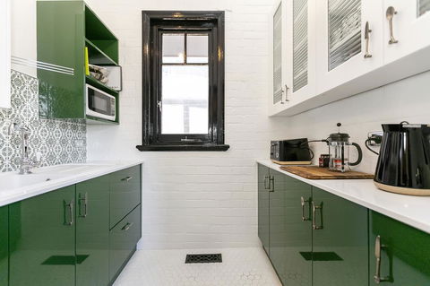 Insomnia On Elizabeth - Accommodation Main Beach 26