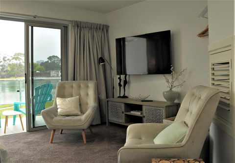 Ulverstone River Edge HolidayApartments - Accommodation Main Beach 1