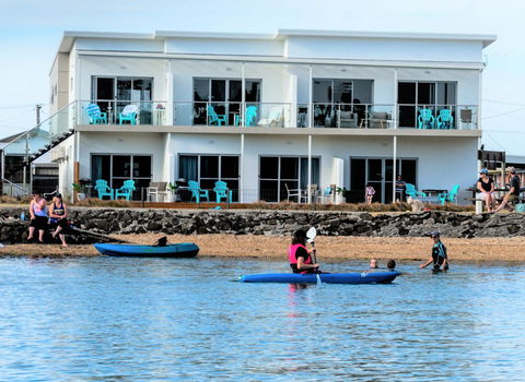 Ulverstone River Edge HolidayApartments - Accommodation Main Beach 8
