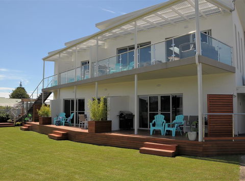 Ulverstone River Edge HolidayApartments - Accommodation Main Beach 12
