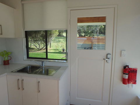 Pipe Clay Cottage - Accommodation Main Beach 24